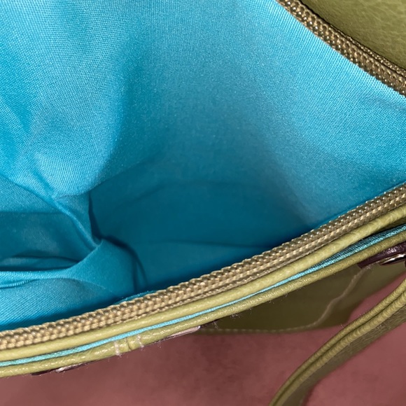 BRAND NEW Rosetti Crossbody Bag - Picture 6 of 7